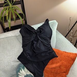 DKNY Black Women's One Piece Swimsuit